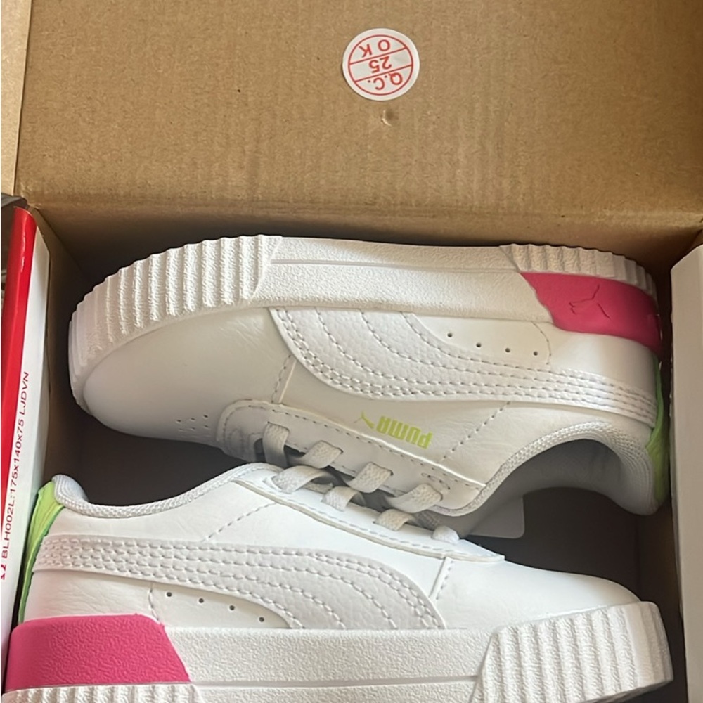 Puma Kids White and Pink Sneakers